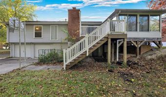 1115 Dutch Mill Dr, Ballwin, MO 63011