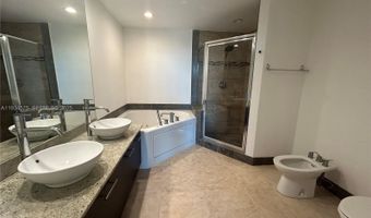 3029 NE 188th St 905, Aventura, FL 33180