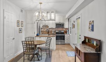 1111 N PITT St 1C, Alexandria, VA 22314