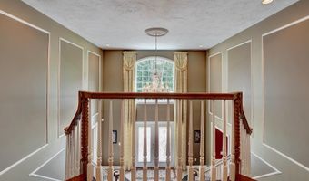 8 Meeting Rock Dr, Atkinson, NH 03811