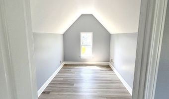 1145 Mackenzie Dr, Antioch, IL 60002
