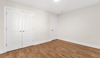 92 Lincoln Ave, Bridgeport, CT 06606