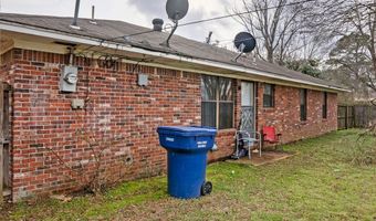 202 Gay St, Batesville, MS 38606