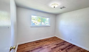 337 SPRUCE Dr, Brookings, OR 97415
