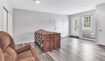 75 Brookside Pl, Cheshire, CT 06410