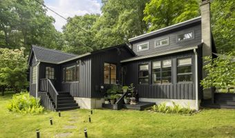 46 E Pond Lilly Rd, Ancram, NY 12502