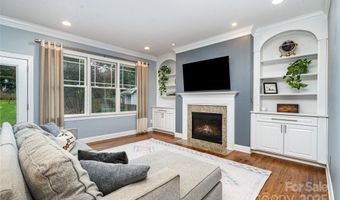 3613 Commonwealth Ave, Charlotte, NC 28205