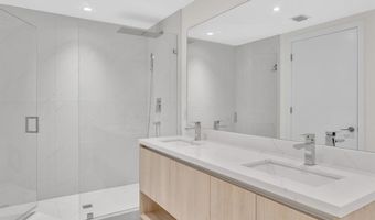 9901 W Bay Harbor Dr 304, Bay Harbor Islands, FL 33154