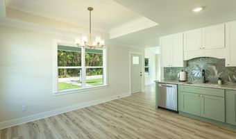 200 13th St, Apalachicola, FL 32320