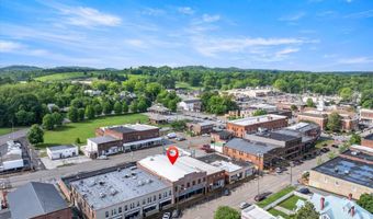 211 Washington Ave, Athens, TN 37303