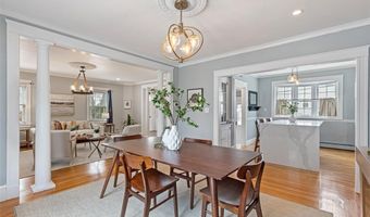 34 Burnett St, Johnston, RI 02919
