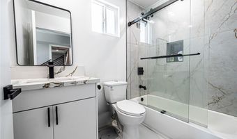 2223 S Highland Ave, Los Angeles, CA 90016