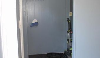 188 Compass Lake Dr, Alford, FL 32420