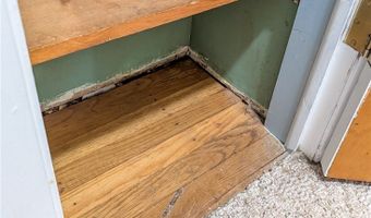 2660 Conrad Ave, Akron, OH 44314