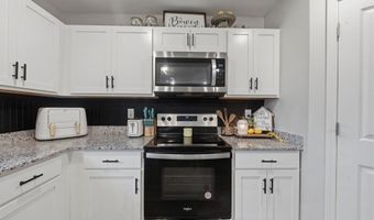 208 Pointer Dr, Albertville, AL 35950