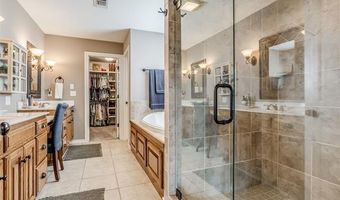 330 Parkhill Ln, Bartlesville, OK 74006