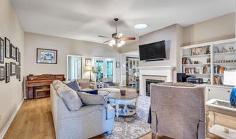 932 Bluff Rdg, Biloxi, MS 39532
