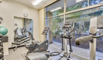 6631 WAKEFIELD Dr 319, Alexandria, VA 22307