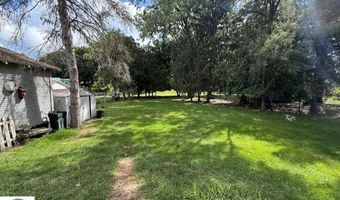 714 N Ct, Alma, MI 48801