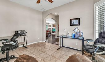 3929 E PEACH TREE Dr, Chandler, AZ 85249