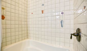2405 NW 16th Ave, Aberdeen, SD 57401