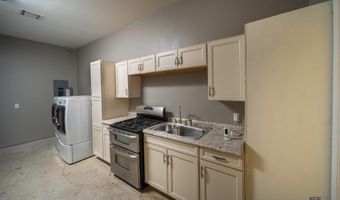 1403 S Country Club Cir, Carlsbad, NM 88220