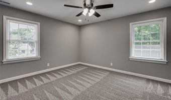 604 Hemlock Dr, Asheboro, NC 27205