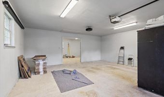 765 Longwood Dr, Baton Rouge, LA 70806