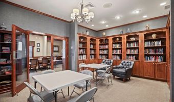 28 Pond View Cir, Barnegat, NJ 08005