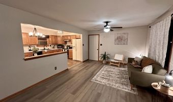 300 Kellogg Ln, Auburn, KS 66402