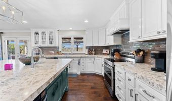 3045 Mary Ln, Escondido, CA 92025