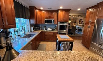 917 W Alberta St, Anaheim, CA 92805