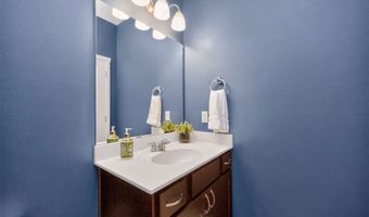 2113 NW Linwood Ct, Ankeny, IA 50023