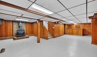 9006 Quandt Ave, Allen Park, MI 48101