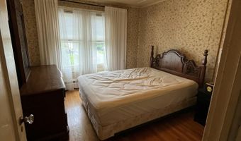 45 Greenway N, Albany, NY 12208