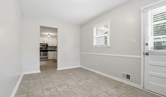 1045 Knollwood Acres Rd, Boiling Springs, SC 29316