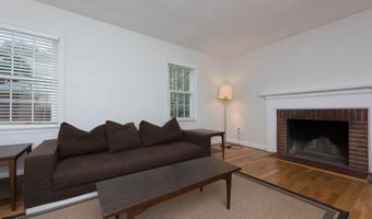 1524 N KENTUCKY St, Arlington, VA 22205
