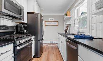 2503 S Le Homme Dieu Dr NE, Alexandria, MN 56308