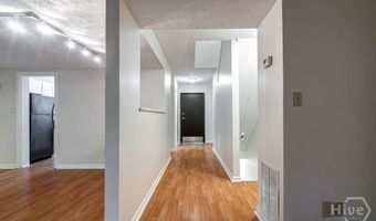 108 Fernbanks Ct, Athens, GA 30605