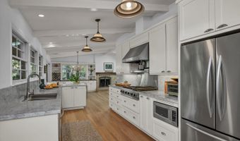 1065 Summit Lake Dr, Angwin, CA 94508