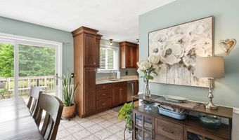 6 Standish Way 2, Amherst, NH 03031