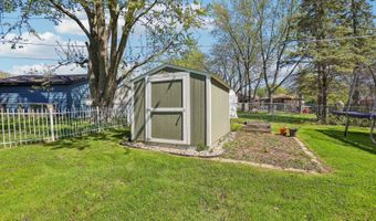 277 Sunset Ln, Antioch, IL 60002