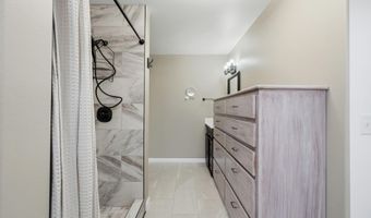 7 Tamara Ln, Bella Vista, AR 72715