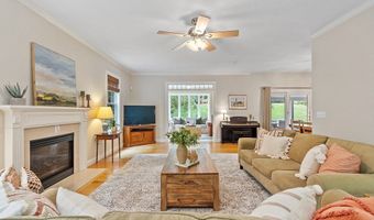 696 Liberty Square Rd, Boxborough, MA 01719