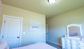 3540 SARATOGA St, Cheyenne, WY 82001