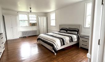 9 Birch Hill Rd, Albany, NY 12211