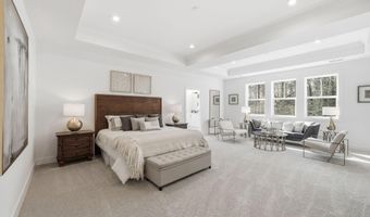 5413 WOODWAY Dr, Alexandria, VA 22310
