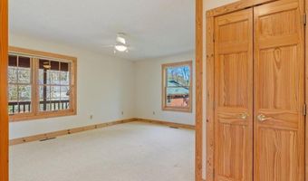28540 190th St, Akeley, MN 56433