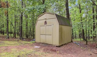 323 PALMER Rd, Basye, VA 22810