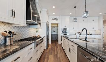 16834 Long Meadow Dr, Caldwell, ID 83607